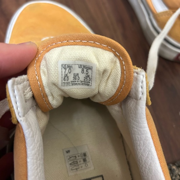 low top yellow vans women’s - Picture 3 of 4